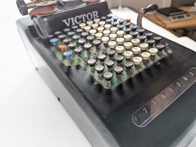 アンティーク　レジ　Vintage VICTOR Adding Machine $_12.JPG?set_id=880000500F