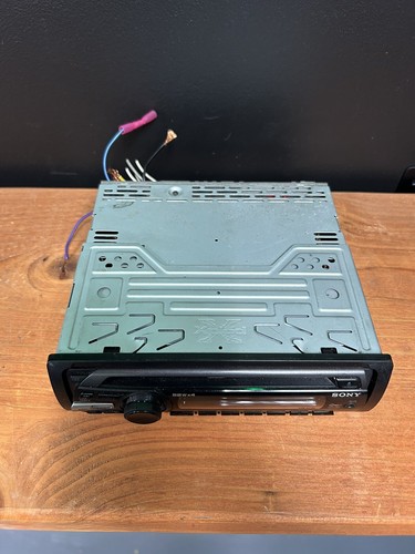 Sony CDX-GT130 CD Player Head Unit AUX VINTAGE Car Audio Stereo AM FM - Bild 6 von 6