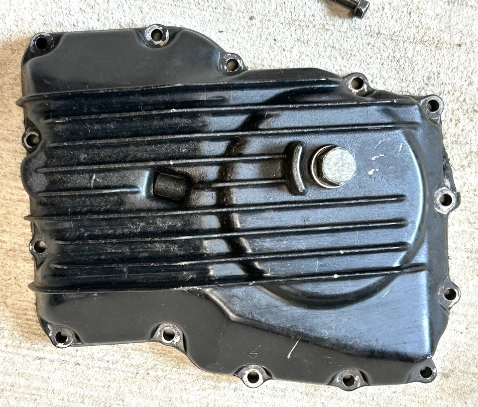 Honda CB650SC Nighthawk 650 1984 cárter de drenaje de aceite negro OEM Foto 4 de 4