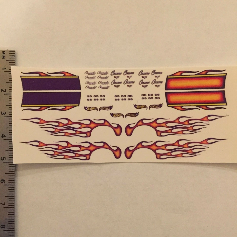 Calcomanía transparente de tobogán acuático 1:64 para 67 Camaro Purple Flames Foto 2 de 4