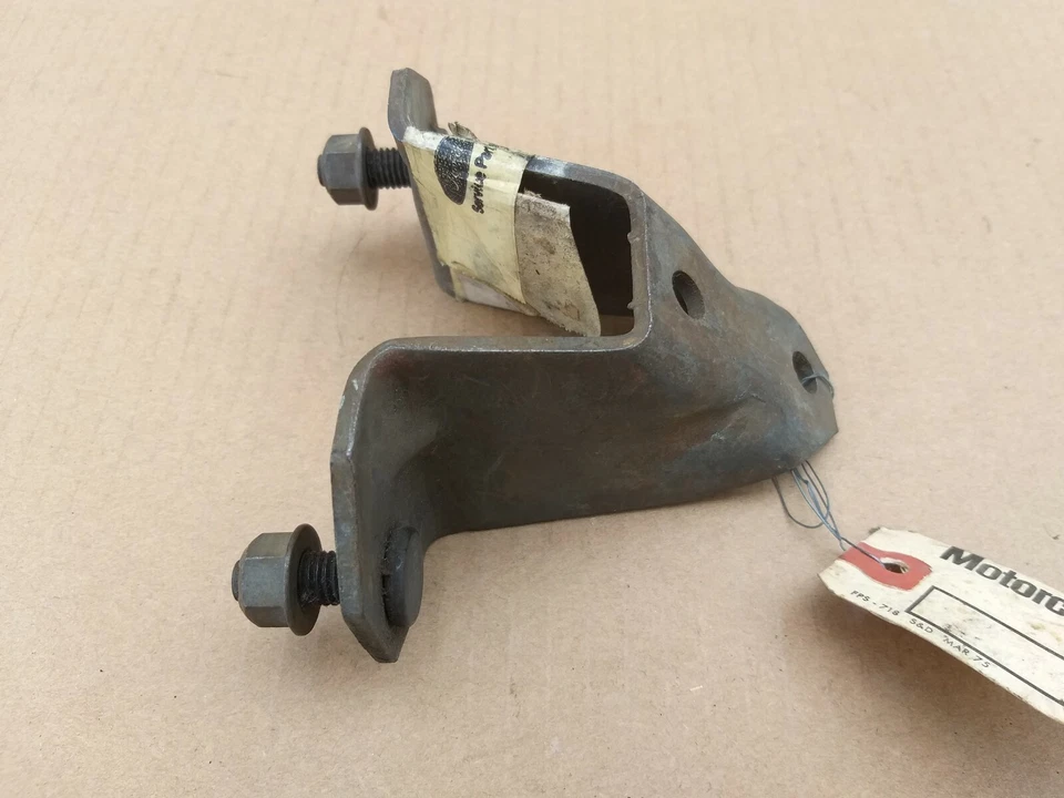 NOS FORD FAIRMONT MERCURY ZEPHYR ENGINE MOTOR MOUNT BRACKET BRACE RIGHT RH - Image 3 of 4