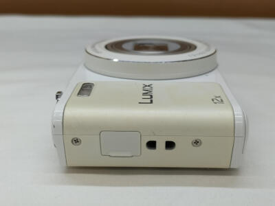 パナソニック DMC-SZ10-W LUMIX DMC-SZ10 (ホワイト) デジカメ