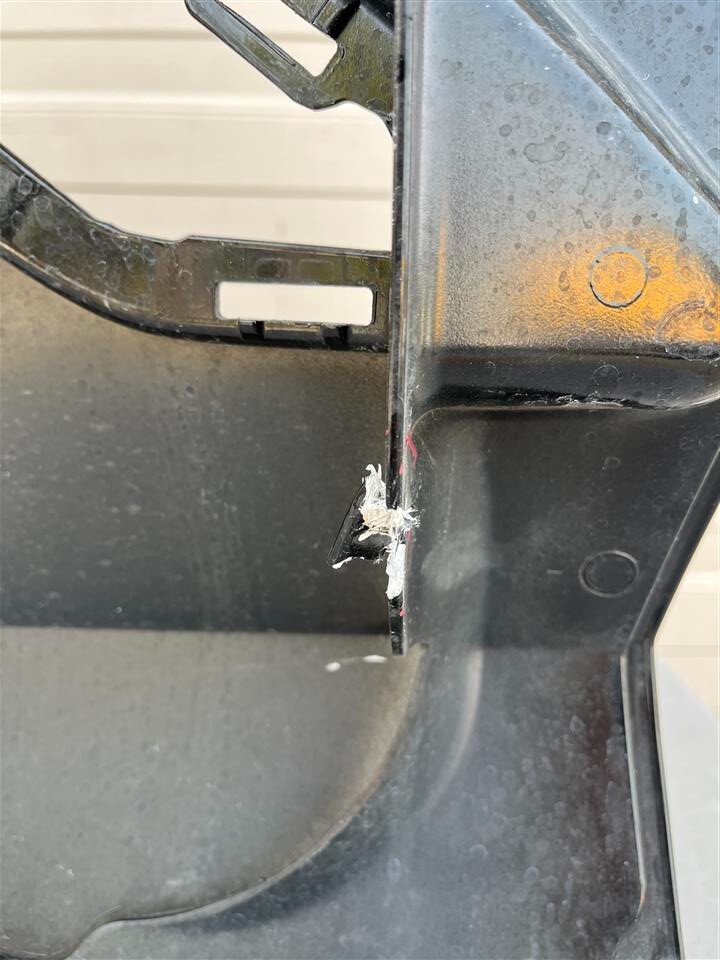 2016-2019 16 17 18 19 Chevrolet Corvette ZR1 Right Hand Fender OEM