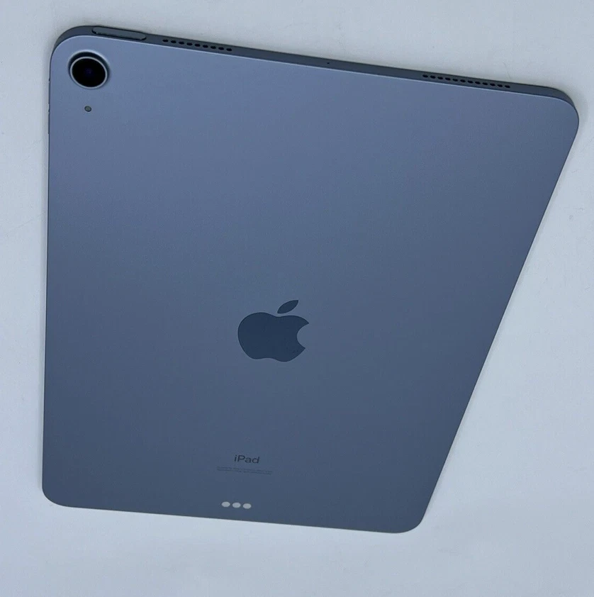 Apple iPad Air 4th Gen., 64GB, Wi-Fi only, 10.9in - A2316 - Sky Blue - MYFQ2LL/A - Image 3 of 4