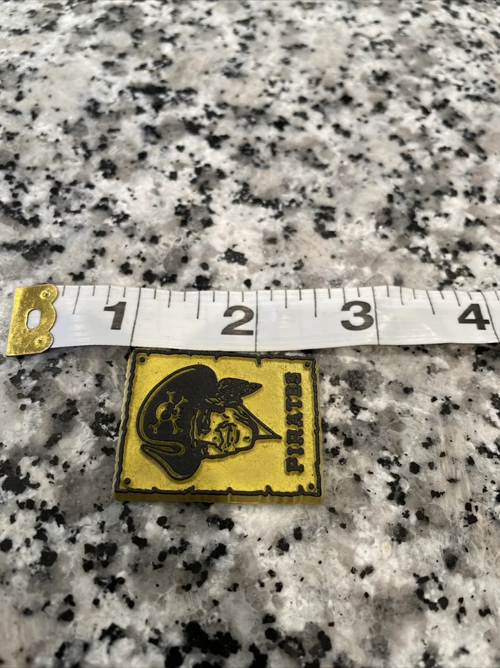 Vintage Original Pittsburgh Pirates Fridge Magnet Buccos - Image 4 of 4