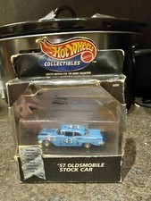 Hot Wheels 1957 Oldsmobile Stock Car 1:64 Scale Blue ( NIB )