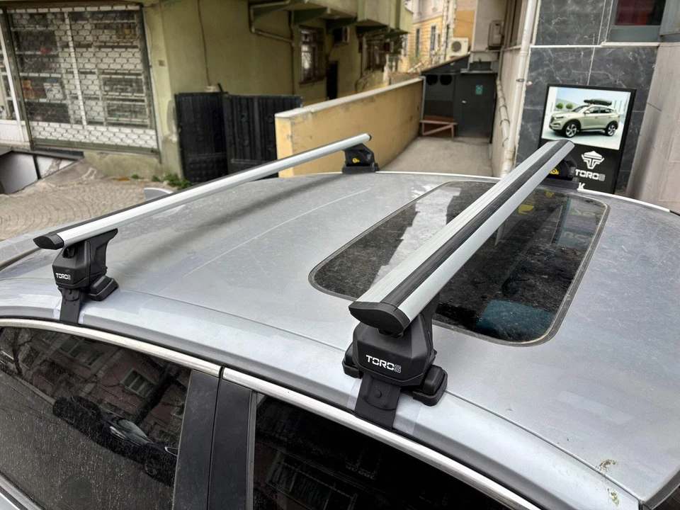 Barras transversales de techo para Honda Civic Hatchback 2021-2025 techo normal aluminio plateado Foto 4 de 4