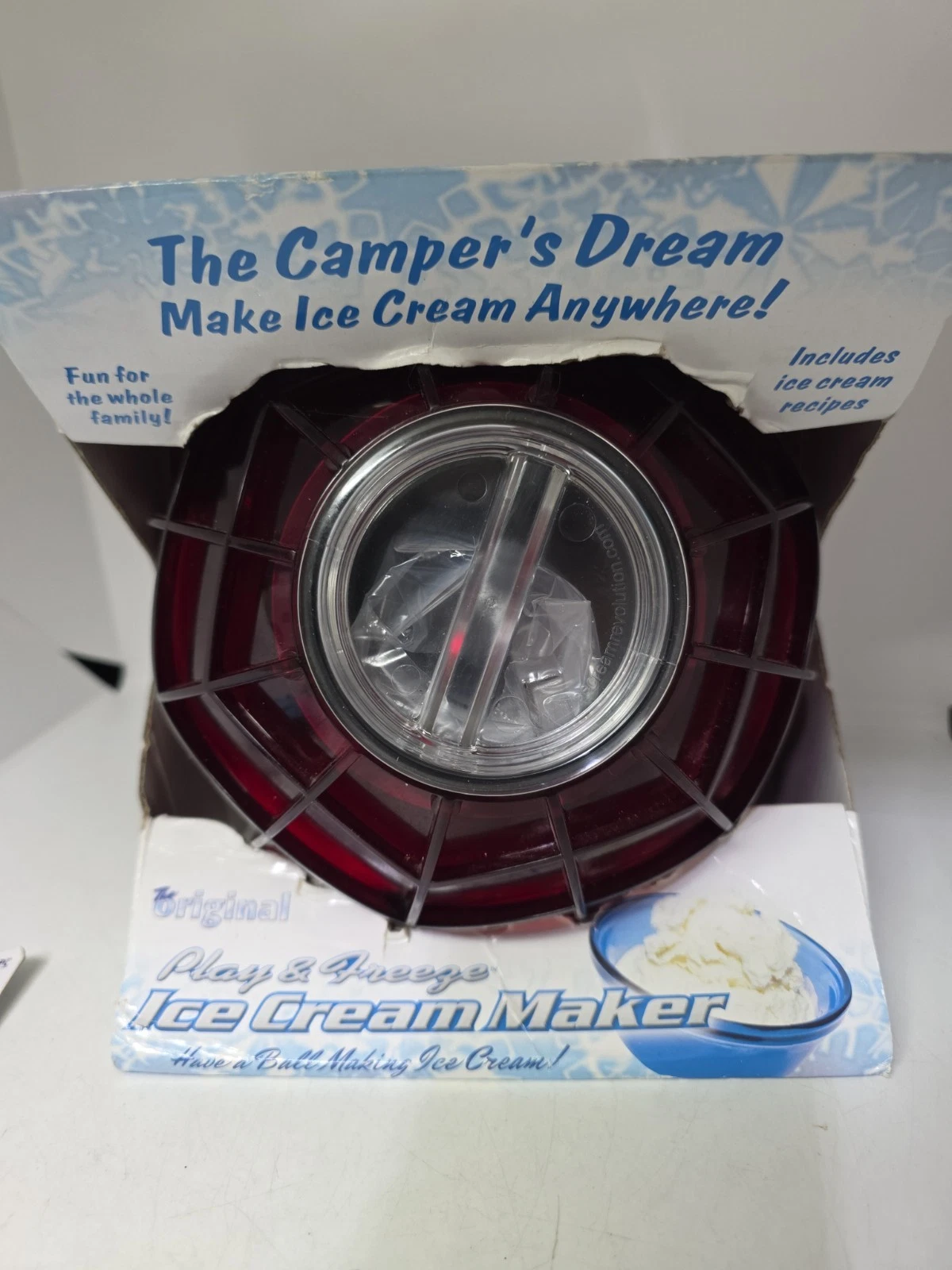 Camper’s Dream Ice Cream Maker Ball Original Play/Freeze Vintage 2006 NOS Red. E