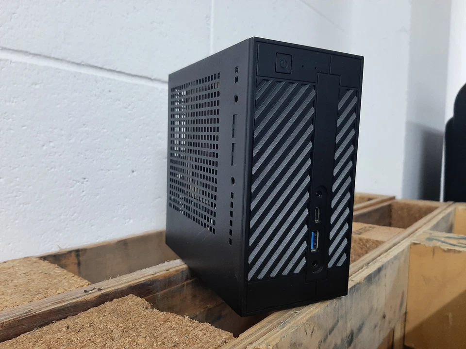 ASROCK DESKMINI 310 MINI PC i7 RAM 64GB DDR4 SSD 2TB NVME WI-FI WIN 11 OFFICE - Imagen 3 de 4