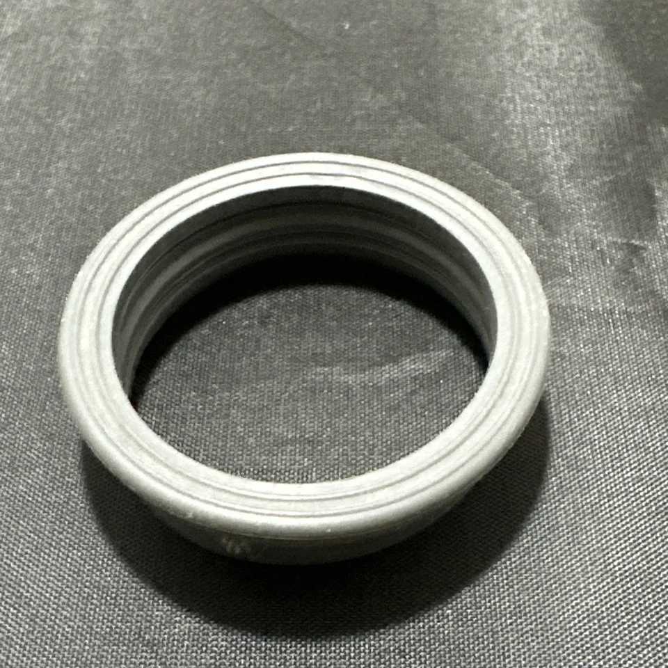 Junta de sello de filtro ciclónico genuina Hoover UH72400 para aspiradora 562621001 Foto 2 de 4