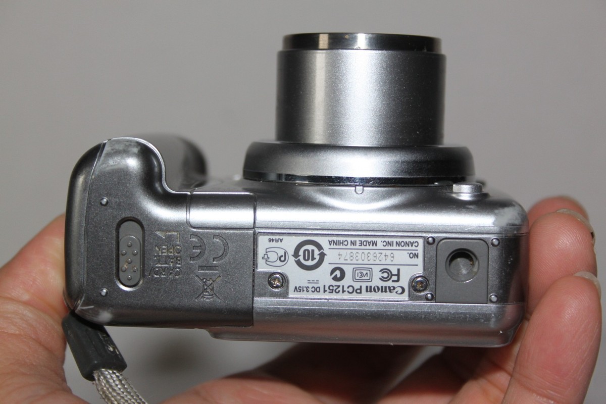 Canon PowerShot A720 IS 8MP Digital Camera - Silver | eBay