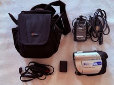 Sony Handycam DCR-DVD108 DVD Camcorder 40X Zoom Carl Zeiss Battery Case