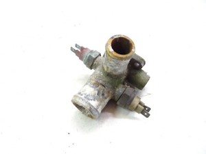 VW Golf 1 Cabrio 1.6l EW Kühlerstutzen ALU Zylinderkopf Motor Stutzen Kühlwasser