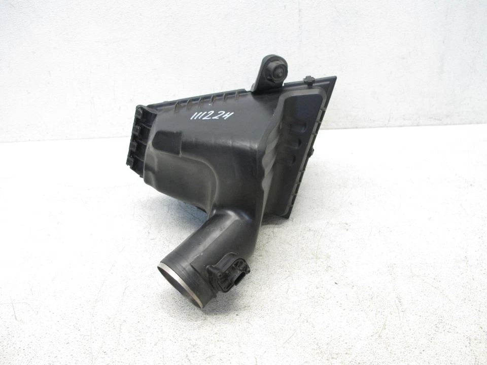 12-16 BMW F10 528i xDRIVE RWD 2.0 INTAKE AIR FILTER HOUSING BOX OEM 111224 - Image 2 of 4