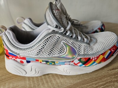 nike spiridon international flag