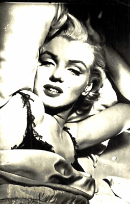 Marilyn Monroe   * Original Postkarte Postcard * Nr. 1561 e