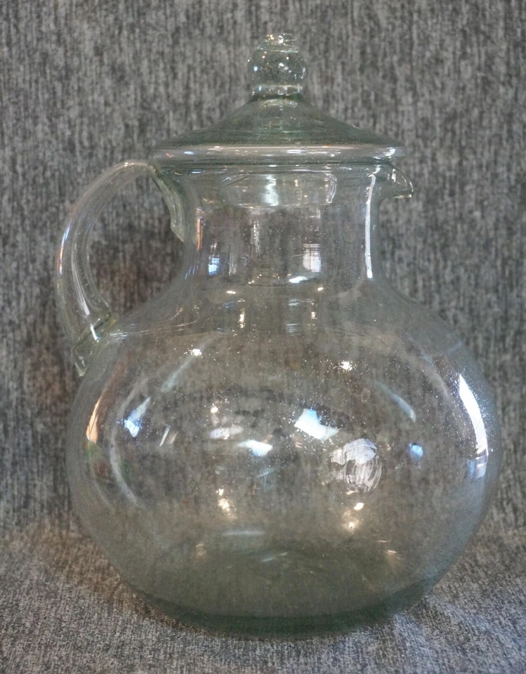 JARRA SOPLADA A MANO americana del siglo XIX con tapa - tinte verde - pontil áspero Foto 3 de 4