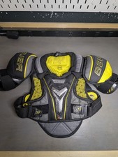 Bauer Supreme 1S Youth Small Ice Hockey Shoulder Pad Padded Adjustable Foam
