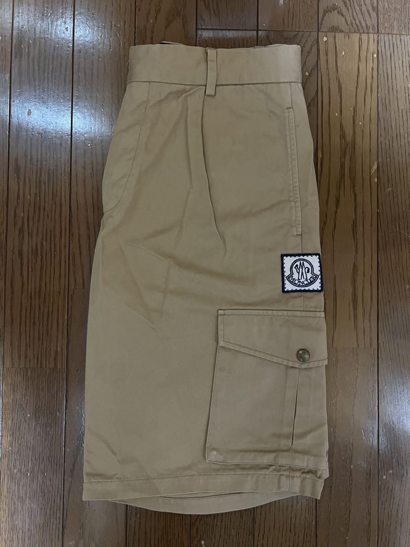 Moncler Gamme Blue Casual Shorts for Men