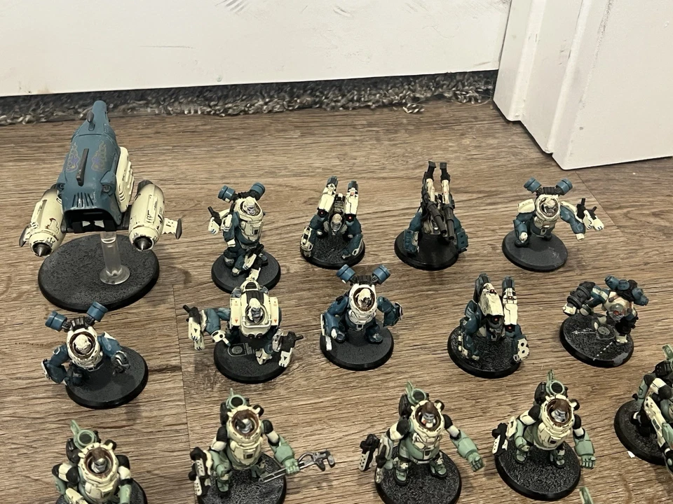 Lote de 20 Miniaturas Rackham AT-43 - Ejército de Karmans y Cartas Foto 4 de 4