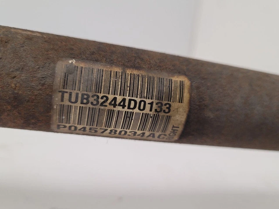 Chrysler 300 RH 2005-2008 eje de pasajero eje trasero 5,7 L tracción trasera 05126332AA Foto 4 de 4