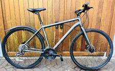 Voodoo Marasa Hybrid Bike 20” Frame Shimano Acera Hydraulic Disc Brakes