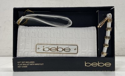 Bebe Alexandra Trifold Wristlet Gift Set