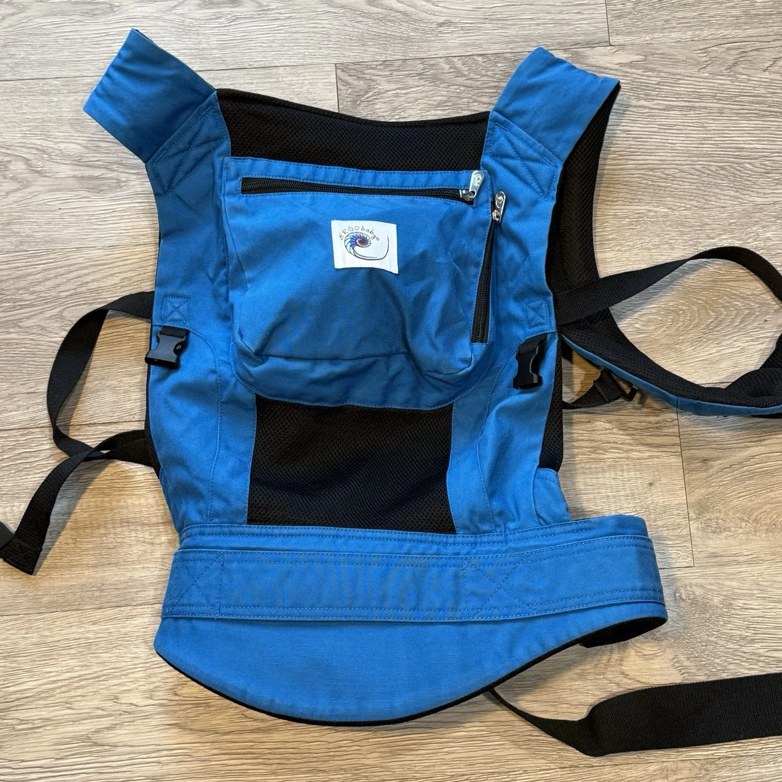 Ergo Baby Performance Front or Back Carrier Blue Adjustable Hooded - 12-45 lbs