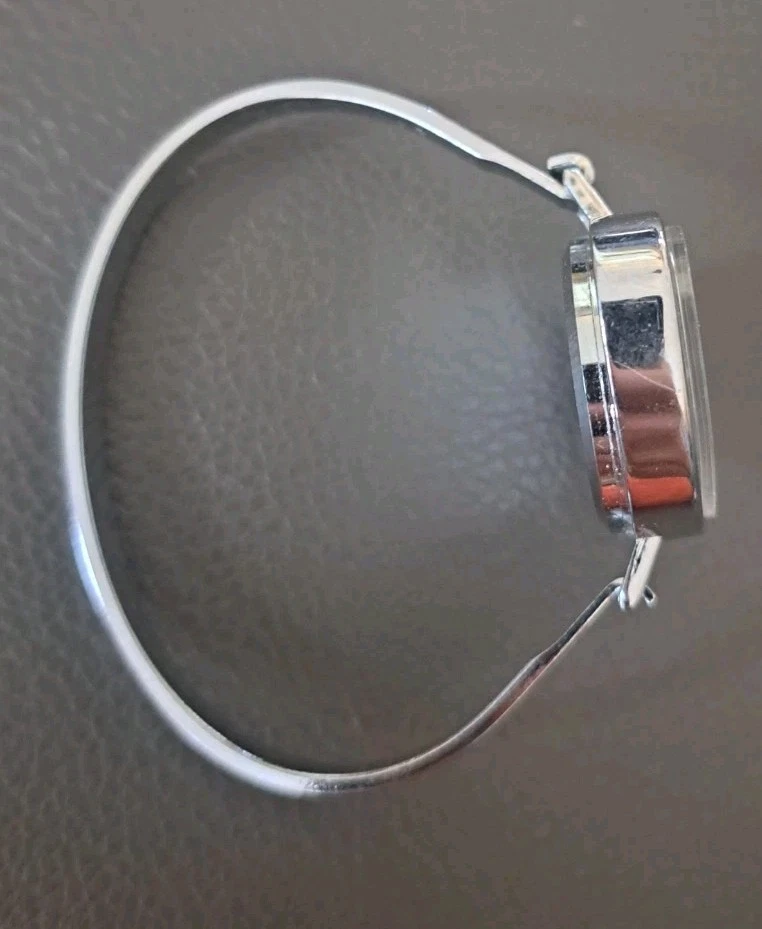 Relógio feminino chalé fabricado na Suíça - Imagem 4 de 4