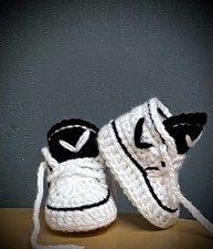 Crochet Newborn Baby First Shoes Booties Boots Slippers Trainers