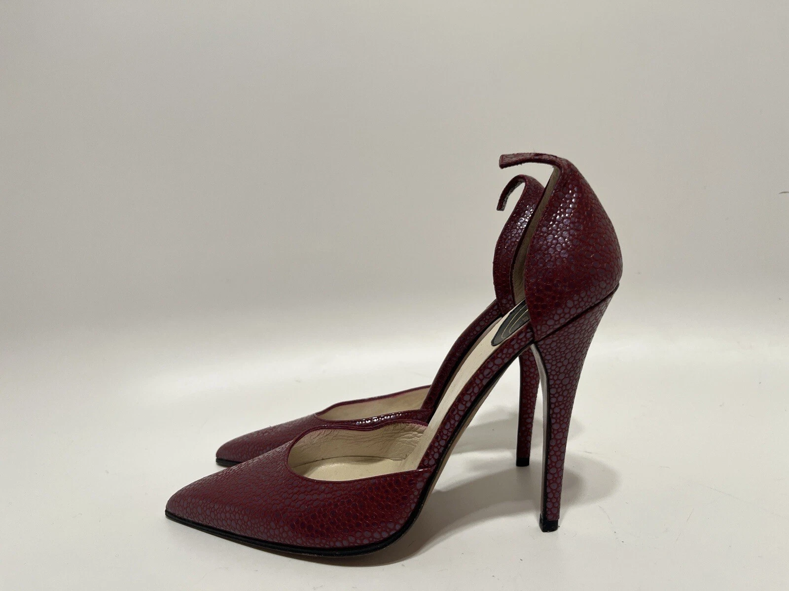 TALONS VINTAGE CHRISTIAN DIOR BY JOHN GALLIANO BOURGUIGNON STINGRAY 38
