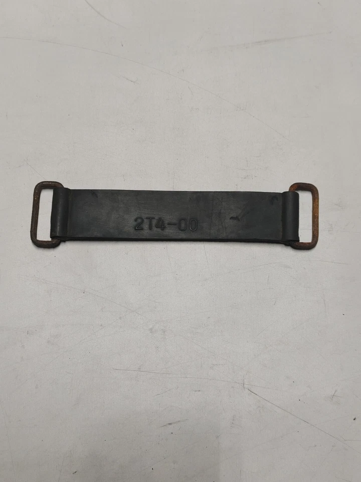 1986 Yamaha FZX700 Fazer  Rubber Strap    2T4 - 00 - Image 3 of 3