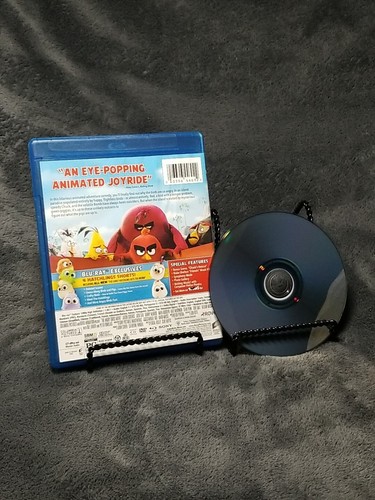 The Angry Birds Movie Blu-ray ONLY - Picture 2 of 2