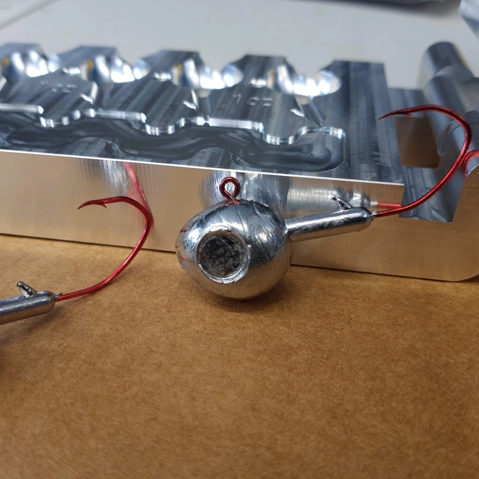 Rock Hound Walleye Jig Mold ( 8 cavity ) 3/4 and 1 oz - Image 3 of 4