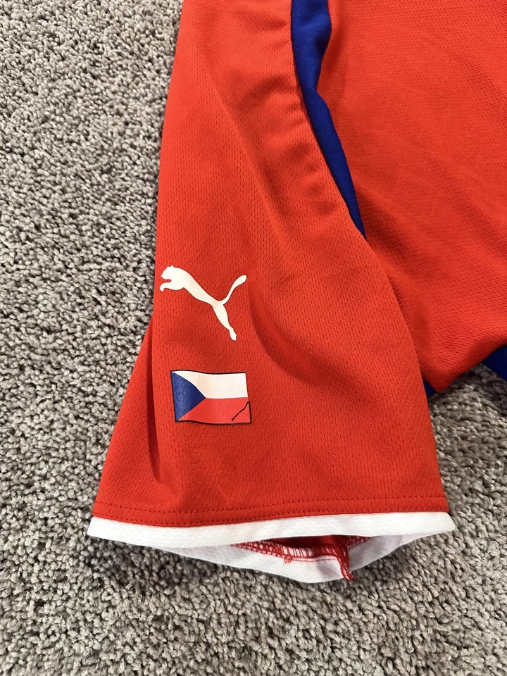 CZECH REPUBLIC 2000/2001 HOME FOOTBALL SHIRT PUMA SIZE XL AUTHENTIC  - Image 2 of 4