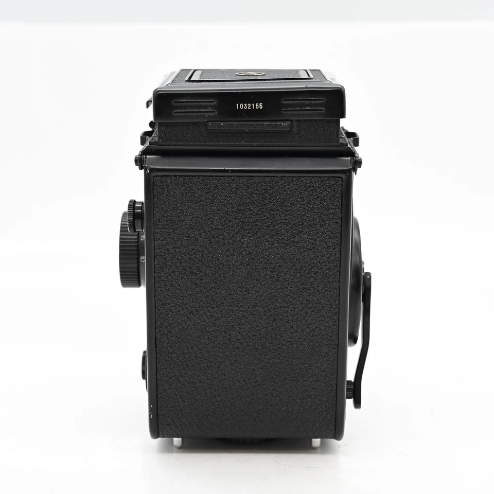 Фотоаппарат двойной объектив Yashica Mat-124G 80 мм 3,5 Yashinon 6x6 1-1/500 1970 TLR #155 - Изображение 3 из 4