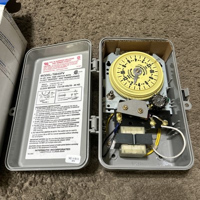 Intermatic T8800 125-Volt Input 24Volt Output Irrigation/Sprinkler Timer ASIS