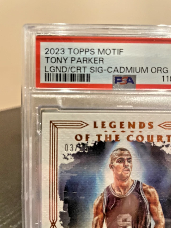 Baloncesto con motivo Topps 2023-24 Tony Parker Legends of the Court automático naranja/25 Foto 2 de 4