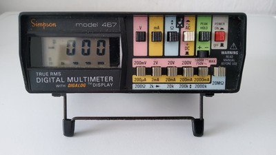 Simpson 467 Digitalmultimeter im Koffer + Pen Multimeter Kyoritsu KEW 1030