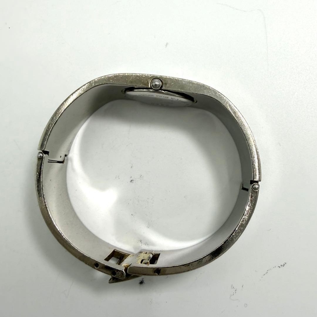 VIVIENNE WESTWOOD Bangle Watch Orb Silver Quartz Women wrist 16cm Working Auth image 6