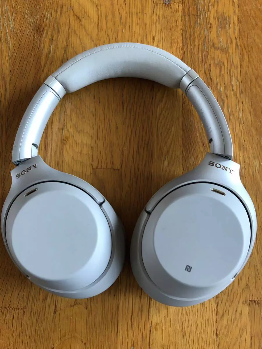 SONY WH-1000XM3 Platinum silver wireless noise canceling headphones From  JAPAN