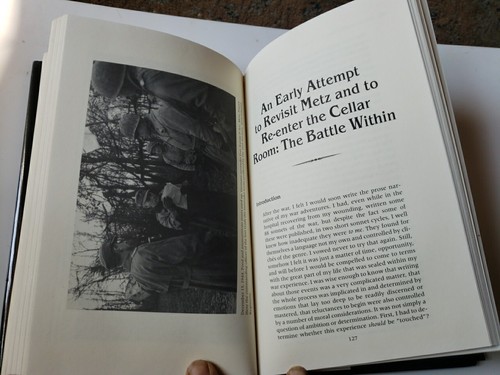 Resurrection : A War Journey , by Robert E. Gajdusek - Very Good - Imagen 16 de 20