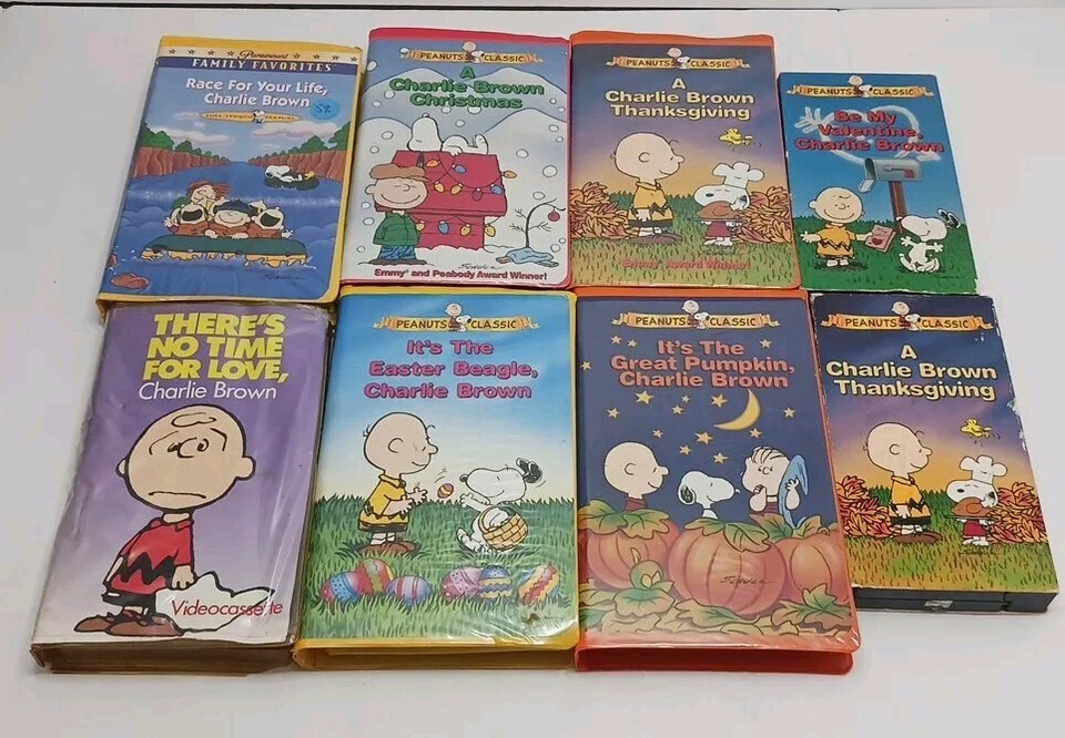 Charlie Brown Peanuts Classic Vhs Lot 8 Valentines Thanksgiving Easter
