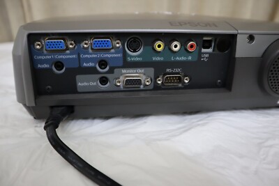 Epson LCDプロジェクター 本体 EMP-82 製品スペック情報(販売終了品