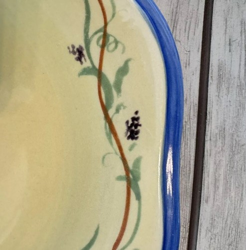 Pfaltzgraff Secrets Of Pistoulet Salad Plate Jana Kolpen Yellow Blue Grapevine - Picture 4 of 5