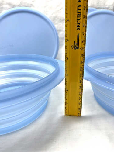 Pair of Tupperware Flat Out Light Blue Collapsible Bowls 1.5 Liters w Lids 5634A - Picture 2 of 4