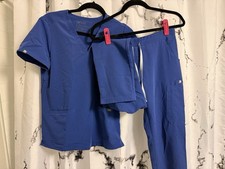 Figs Women  s Royal Blue Casma Scrub Top And Yolanda Bottoms. Size S