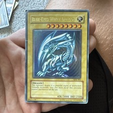 Konami Yu-Gi-Oh Blue-Eyes White Dragon SDK-001 Ultra Rare EN 3000/2500 Unl