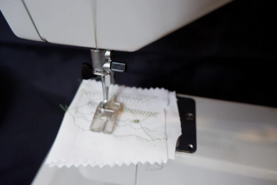 Pfaff 1197 machine a coudre - Photo 3/4