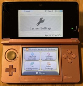Nintendo 3DS Handheld System - Pink With Charger, Stylus 32GB/SD Card